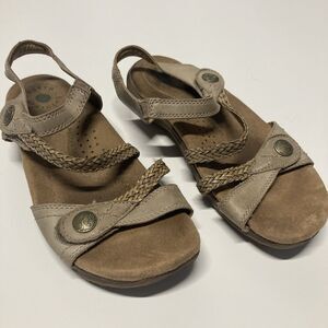 Earth Origins Salina Sandals Womens 7.5 Brown Leather Upper Braided Strap Velcro